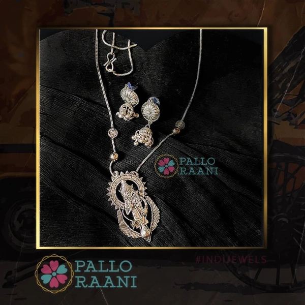 MA SARASWAT pendant set - silver